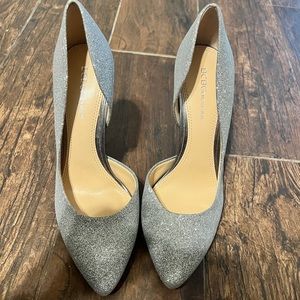 BCBGeneration Women’s glitter heel, size 7.5 never worn!